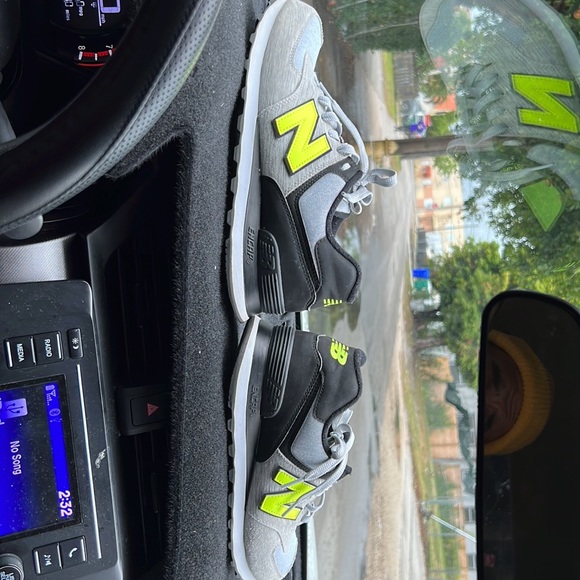 New balance 9 1/2 great condition …. - Picture 4 of 6